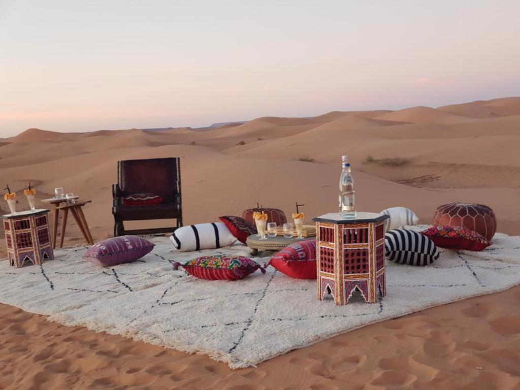 Lemnaouar Erg Camp Hotel Merzouga Ngoại thất bức ảnh