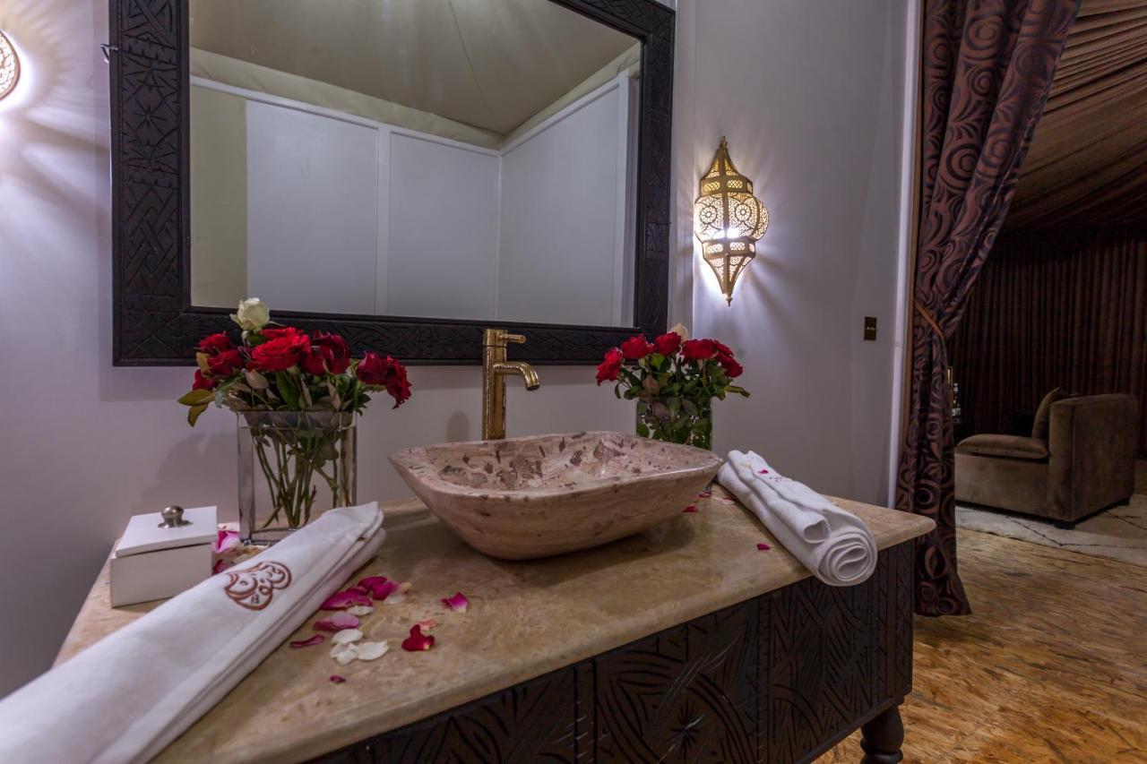 Lemnaouar Erg Camp Hotel Merzouga Ngoại thất bức ảnh